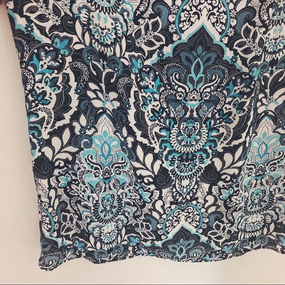 Banana Republic Tank 🍌 - Picture 5 of 5